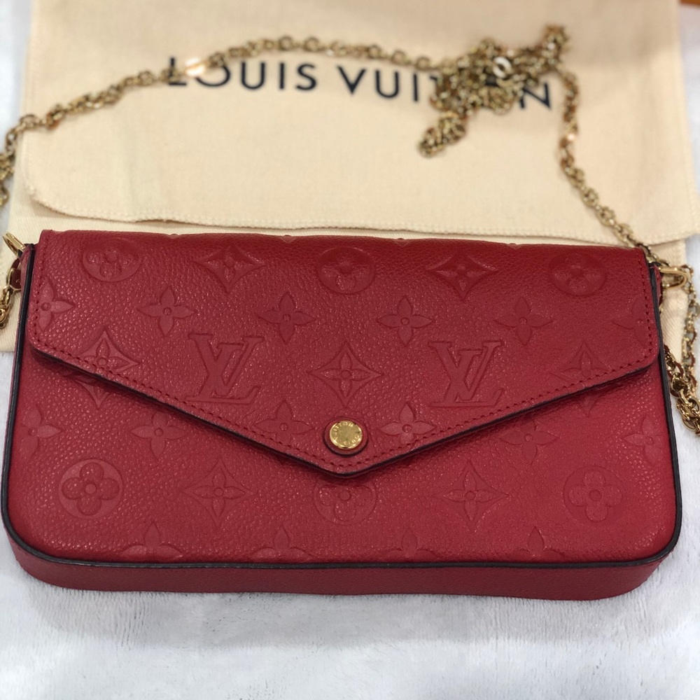 Authentic Louis Vuitton
Pochette Felicie Cherry - Picture 5 of 6